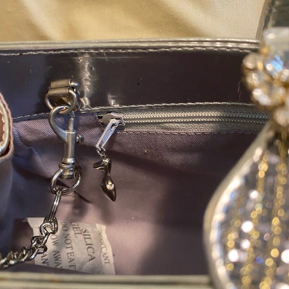 J Renee’ dress shoes 9.5 M and matching evening bag. Worn once. - Picture 4 of 11